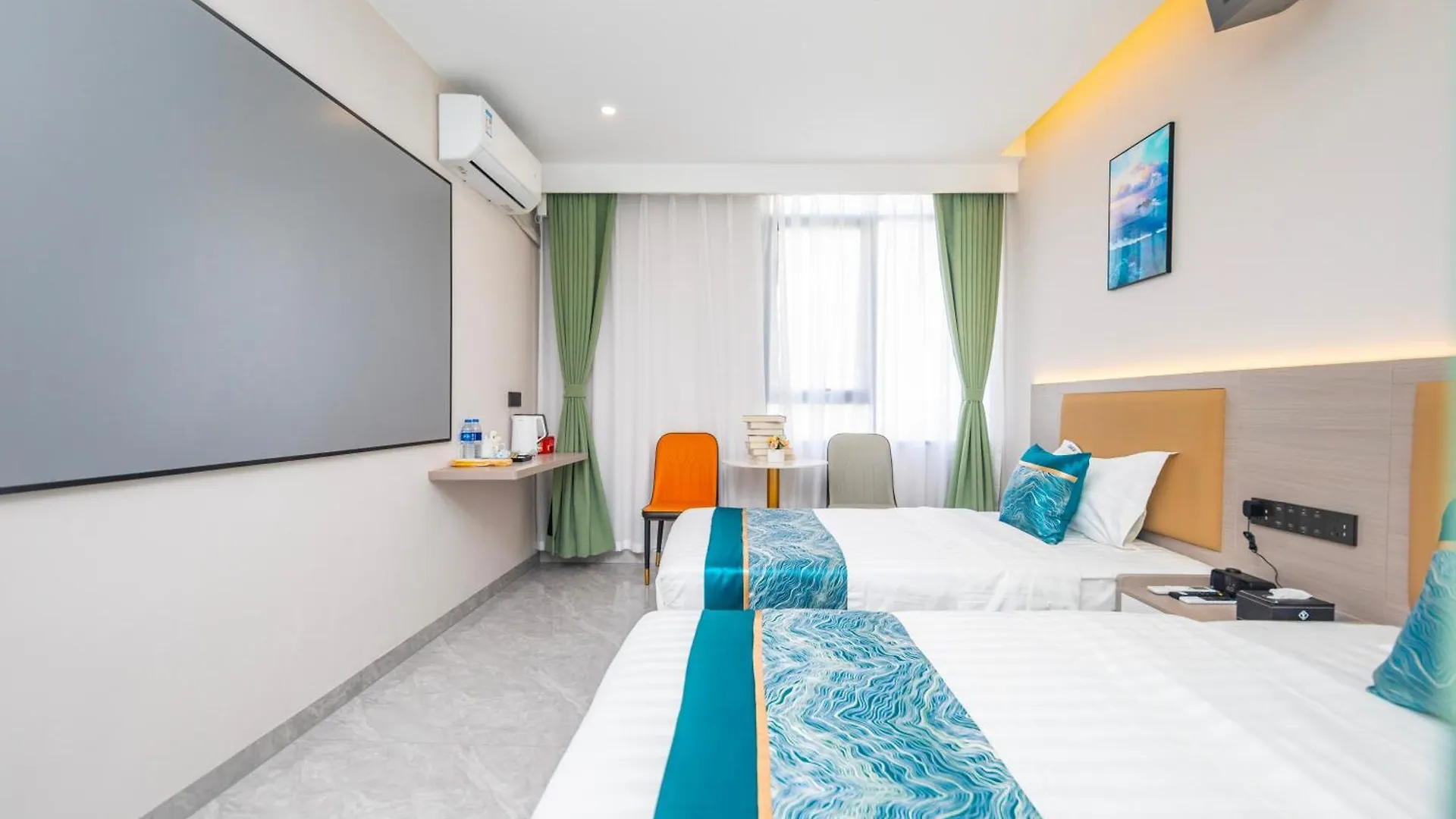 Zhuhai Xiangzhou Yijing Express Hotel