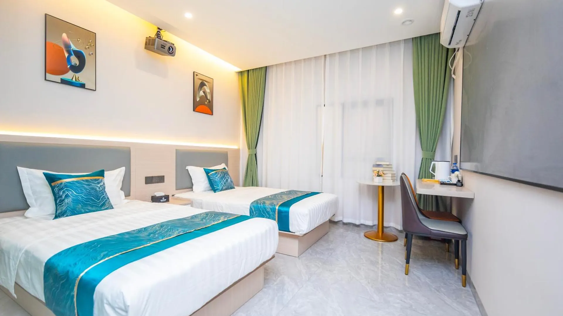 Zhuhai Xiangzhou Yijing Express Hotel
